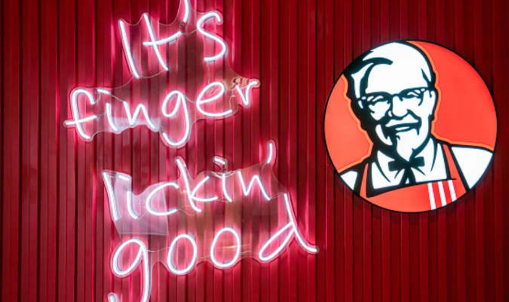 finger lickin' good.jpg